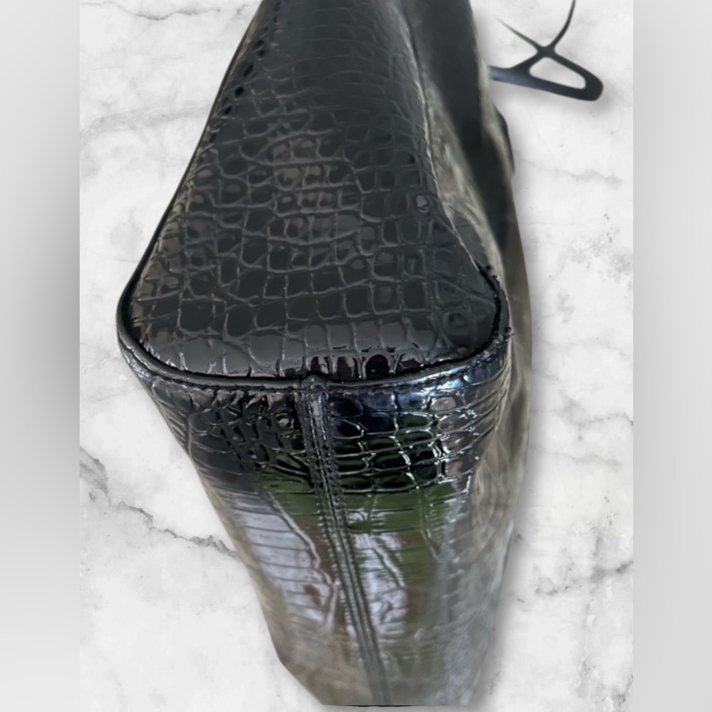 Nine West Black Patent Embossed Alligator Faux Leather Bag/Tote/Satchel - Picture 4 of 13